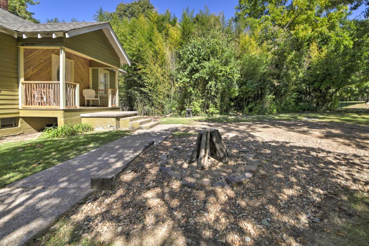 Pet-Friendly Cottage With Fire Pit - 3 Mi To Siu! Carbondale Exterior foto